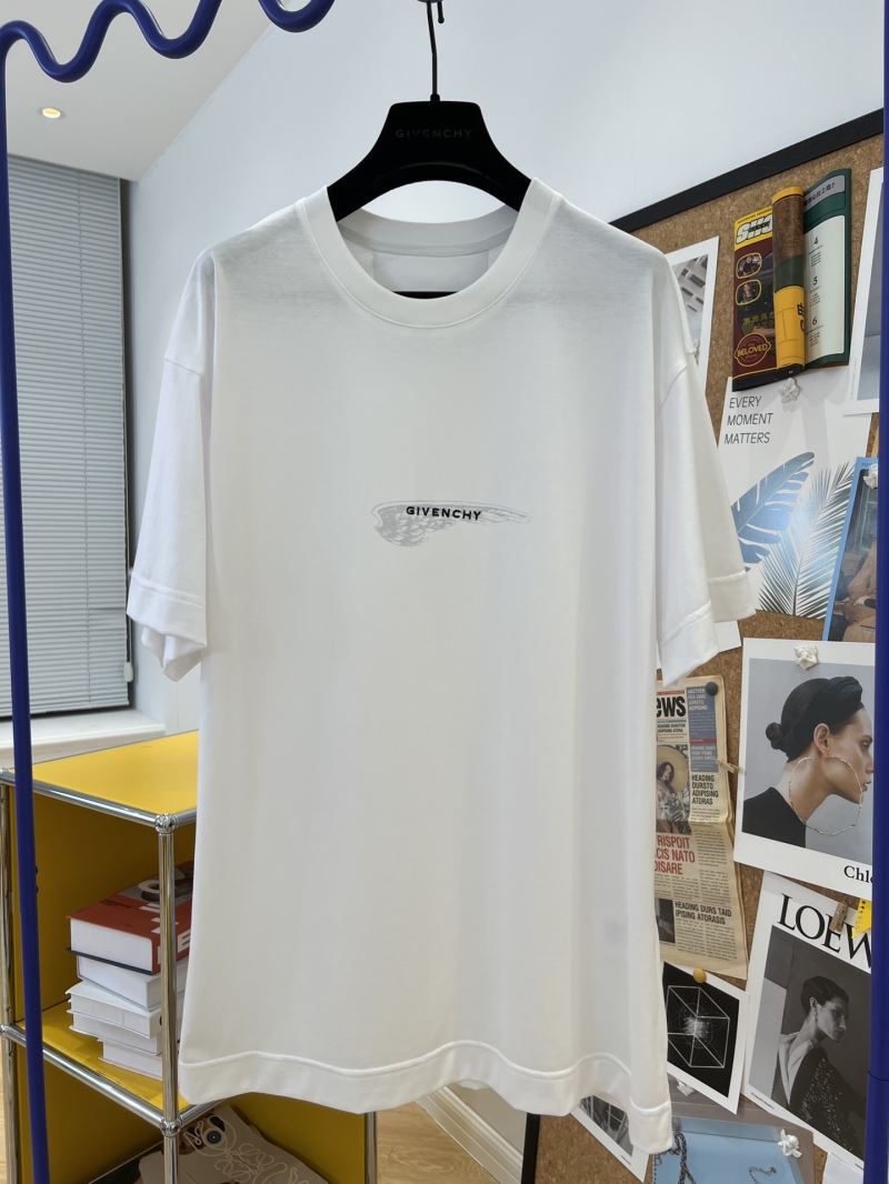 Givenchy T-Shirts